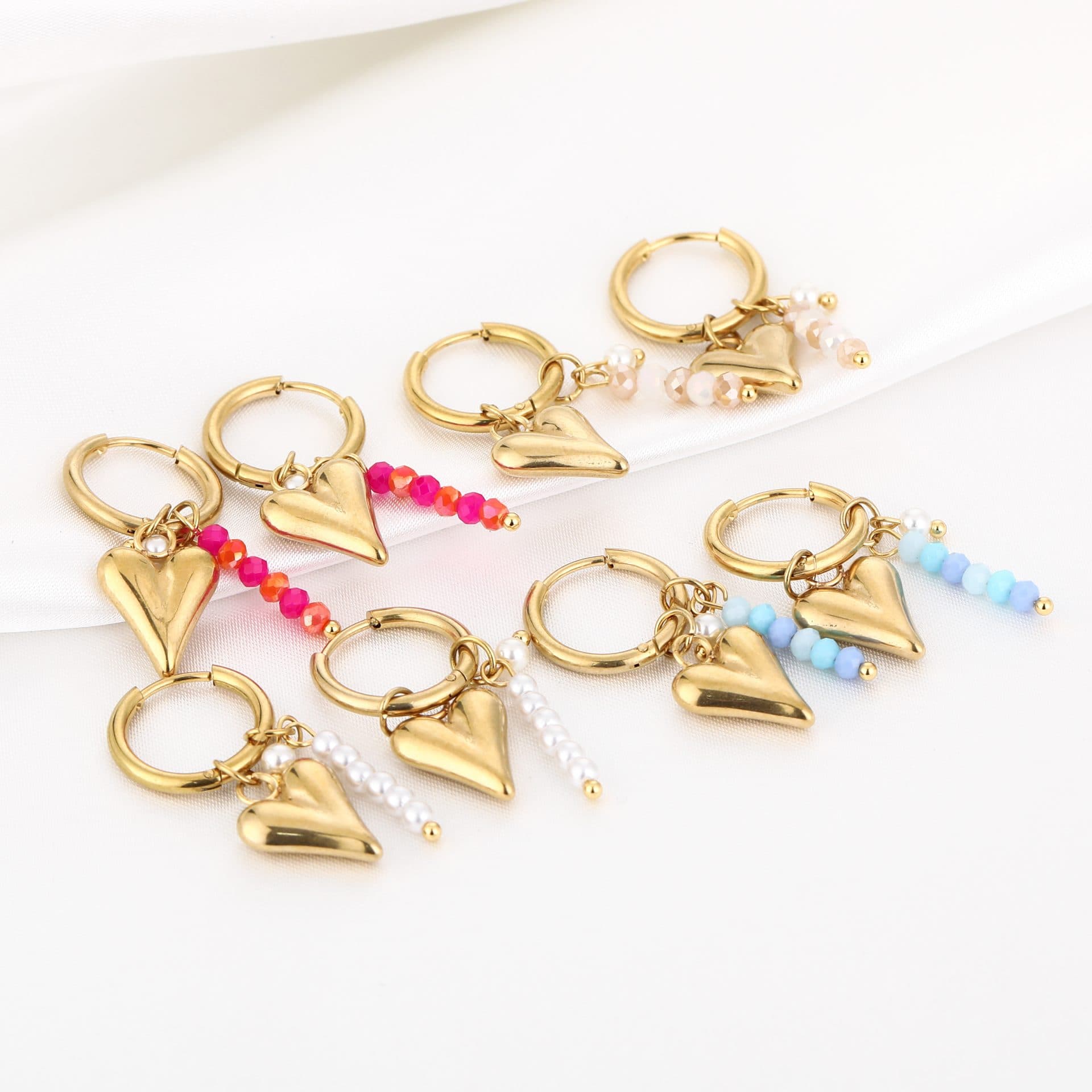 Oorbellen met Hartje en Kralen roze 3