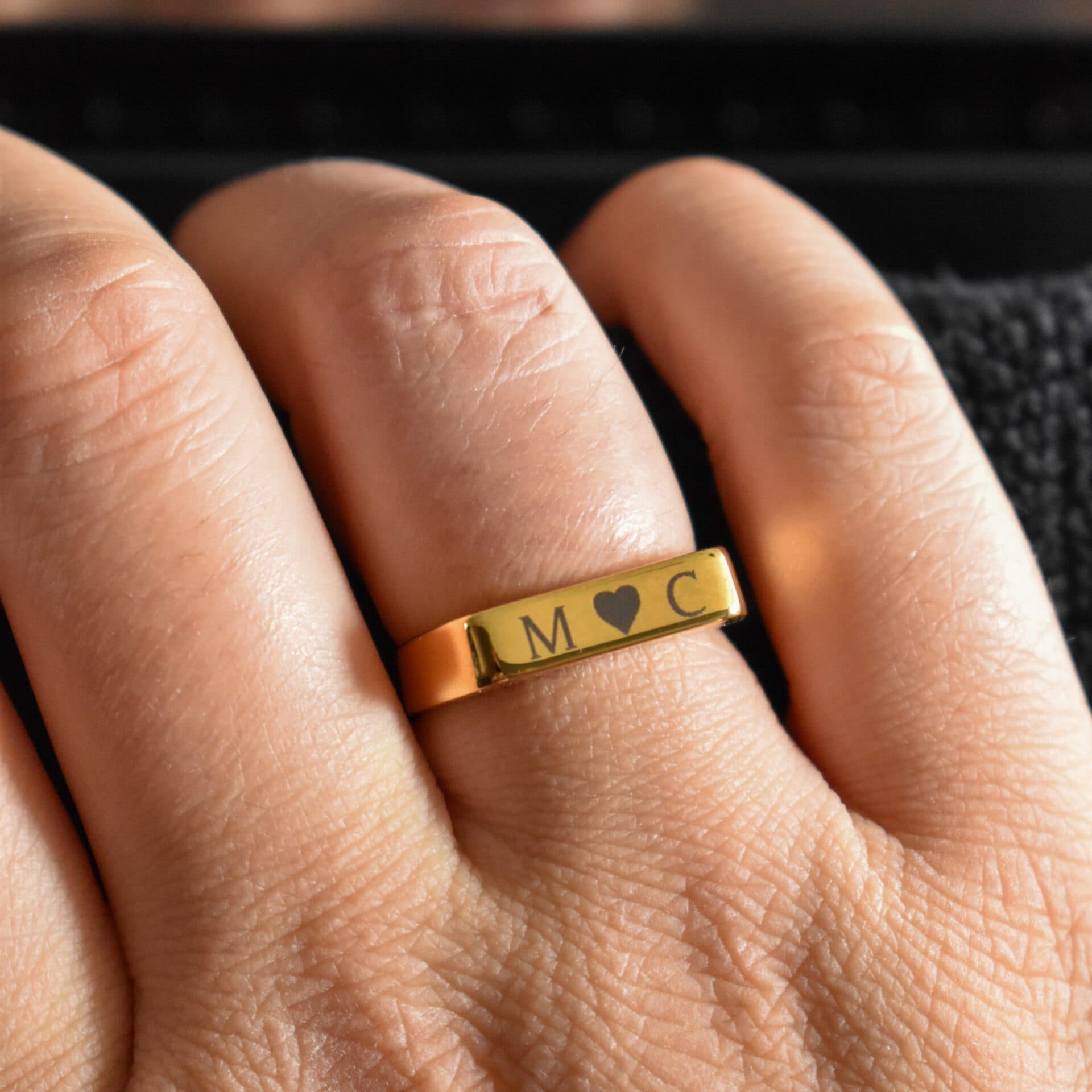 Ring met Initialen — alternatieve afbeelding