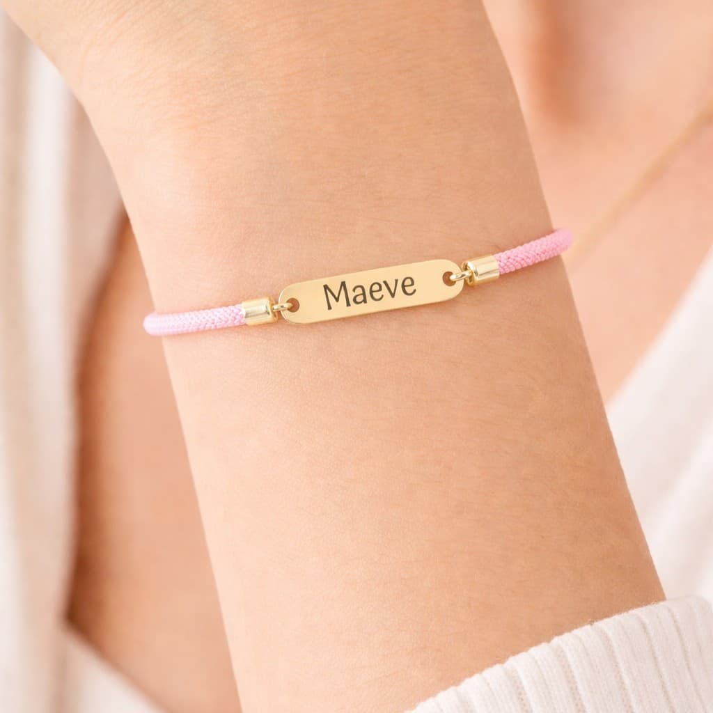 Naam Armband met Bar roze — alternatieve afbeelding