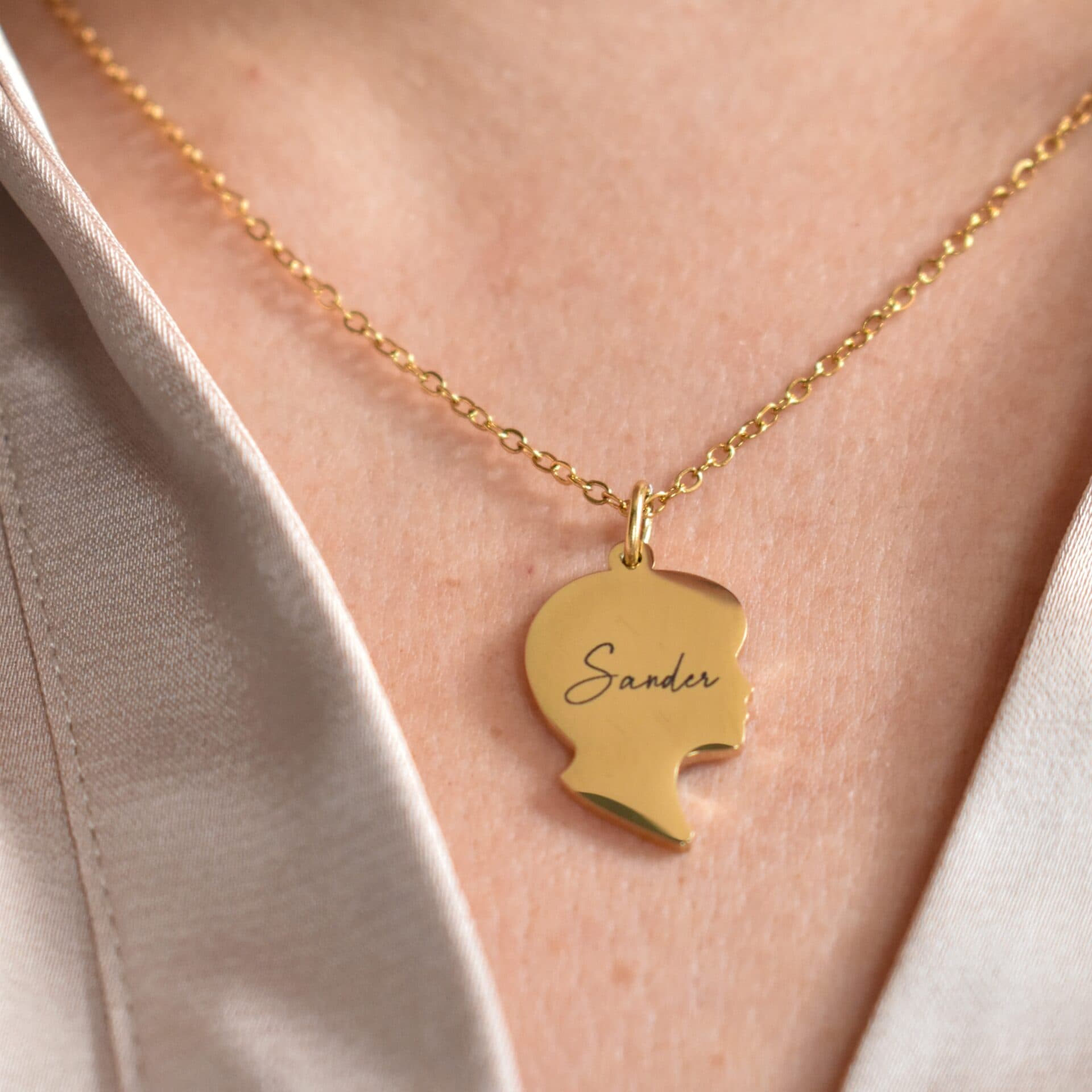 Geboorteketting Jongetje met Naam — alternatieve afbeelding