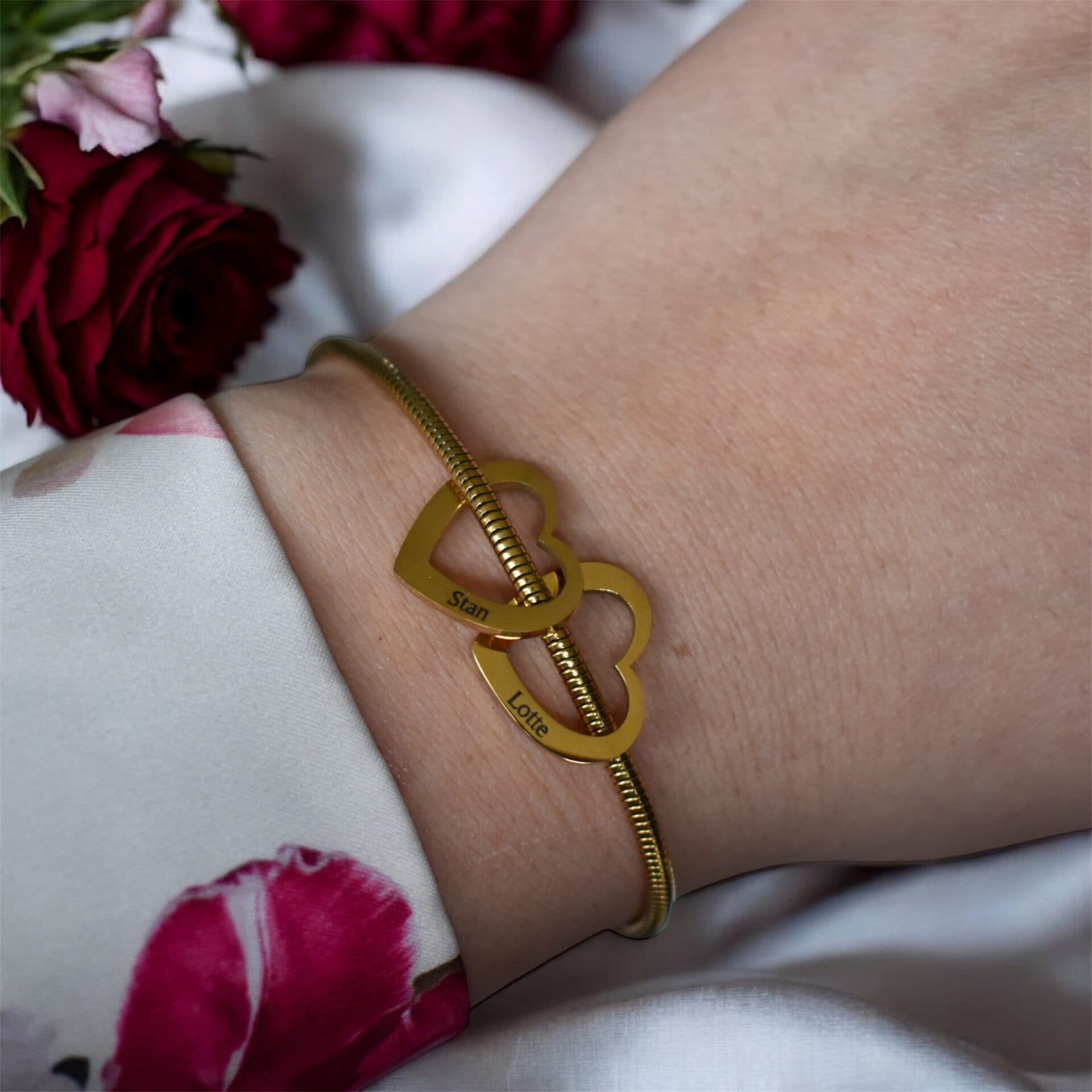 Bedelarmband met 2 Hartjes — alternatieve afbeelding