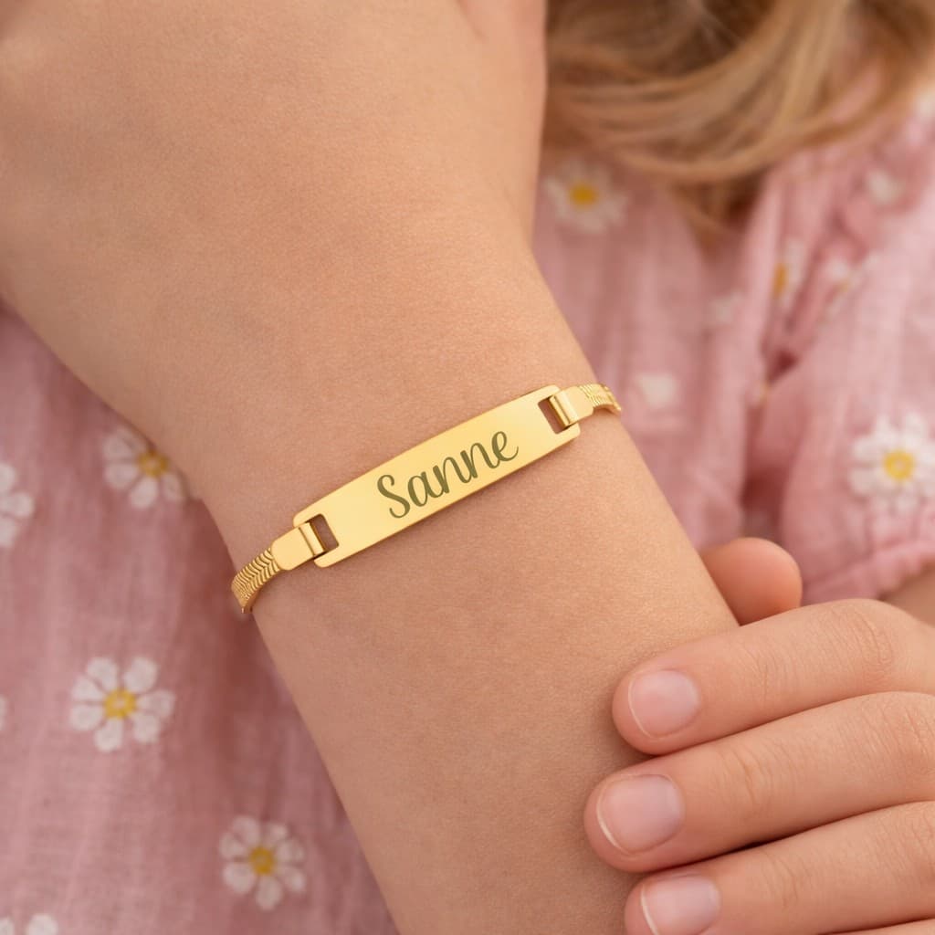Baby en Kind Armband met Naam — alternatieve afbeelding
